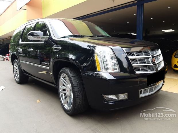 Escalade Cadillac Murah 8 Mobil Dijual Di Indonesia Mobil123