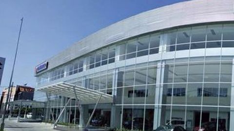 Suzuki Buka Outlet di Kenjeran