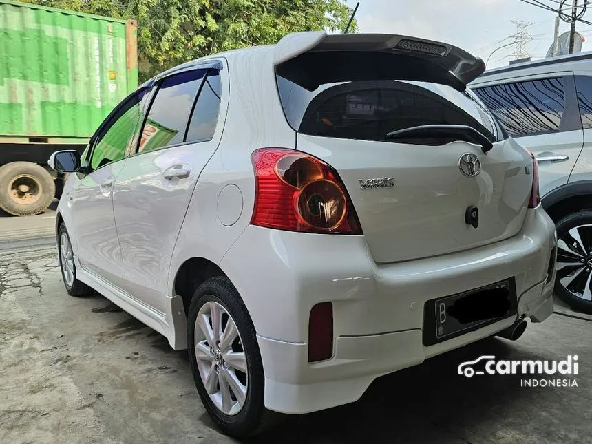 2012 Toyota Yaris E Hatchback