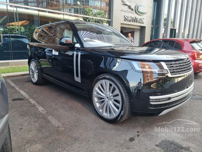 2022 Land Rover Range Rover P530 First Edition SUV