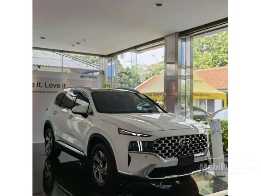 Jual Mobil Hyundai Santa Fe 2023 CRDi Signature 2.2 di DKI Jakarta Automatic SUV Putih Rp 689.000.000