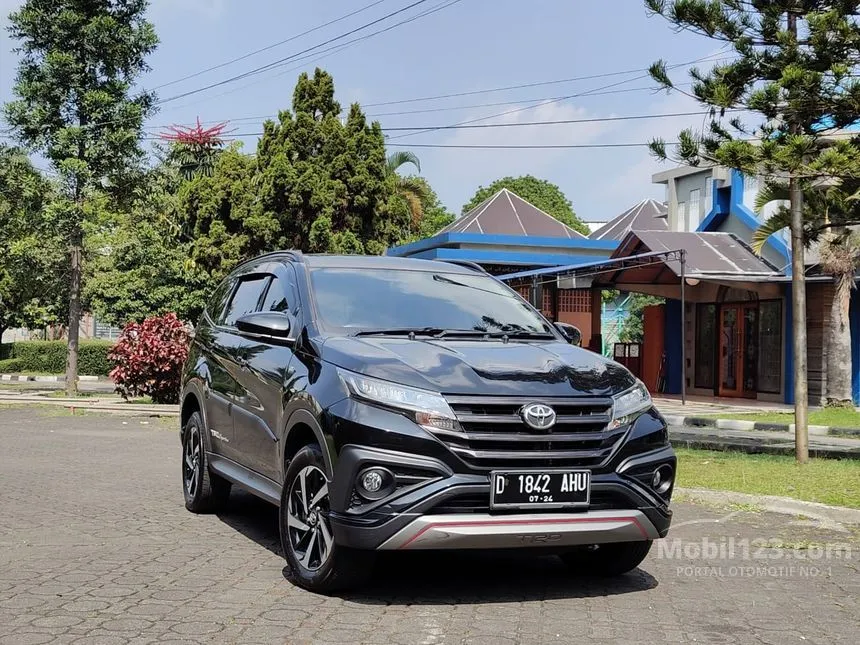 Jual Mobil Toyota Rush 2019 TRD Sportivo 1.5 di Jawa Barat Automatic SUV Hitam Rp 225.000.000