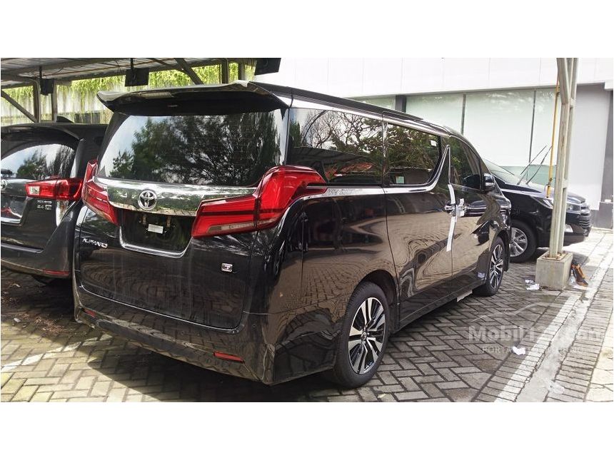 Jual Mobil  Toyota Alphard  2019 G  2 5 di Jawa Timur 