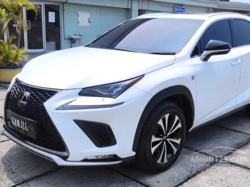 Jual Mobil Lexus NX300 2019 F