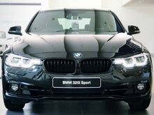 2019 BMW 320i 2.0 Sport Shadow Edition Sedan