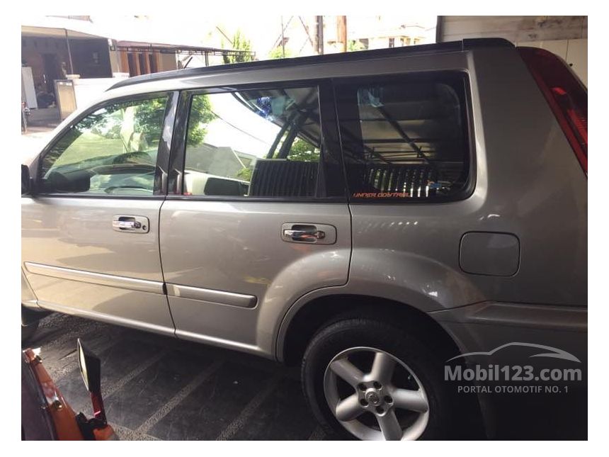 Jual Mobil Nissan X-Trail 2005 ST 2.5 di DKI Jakarta 