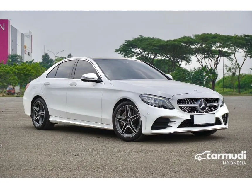 2019 Mercedes-Benz C300 AMG Line Sedan