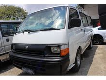 1997 Toyota Hiace 2.0 Van -- WELL MAINTAINED --