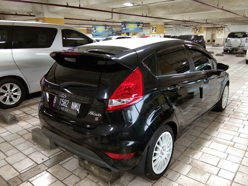 Jual Mobil  Ford  Fiesta  2012 Sport 1 6 di Banten Automatic 