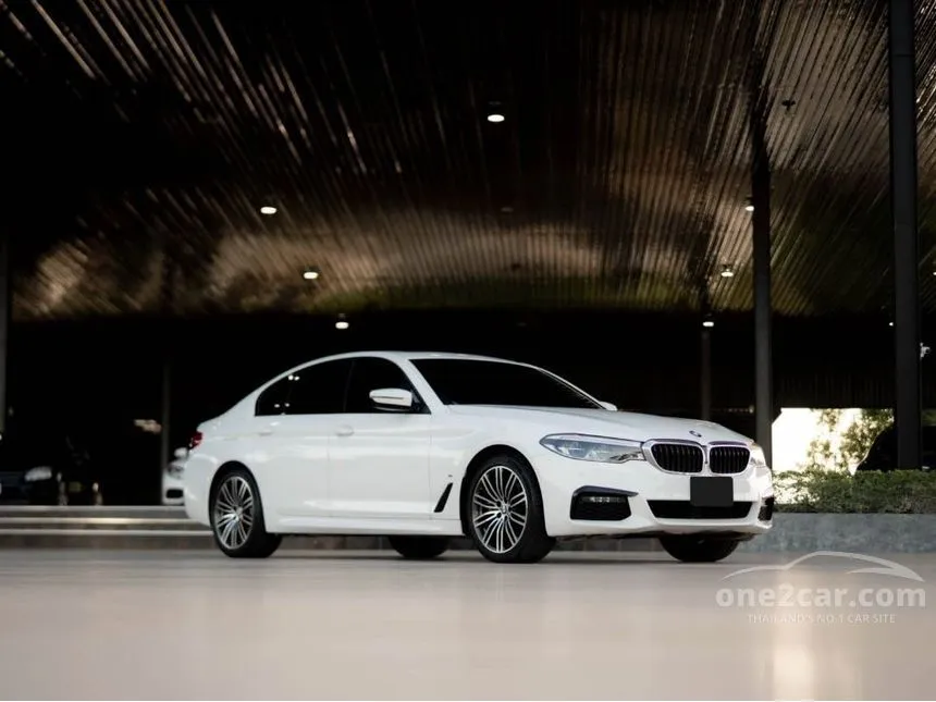 2020 BMW 530e M Sport Sedan