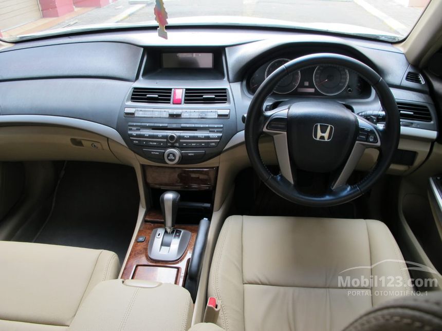 Jual Mobil  Honda Accord 2010 VTi L 2 4 di DKI Jakarta 