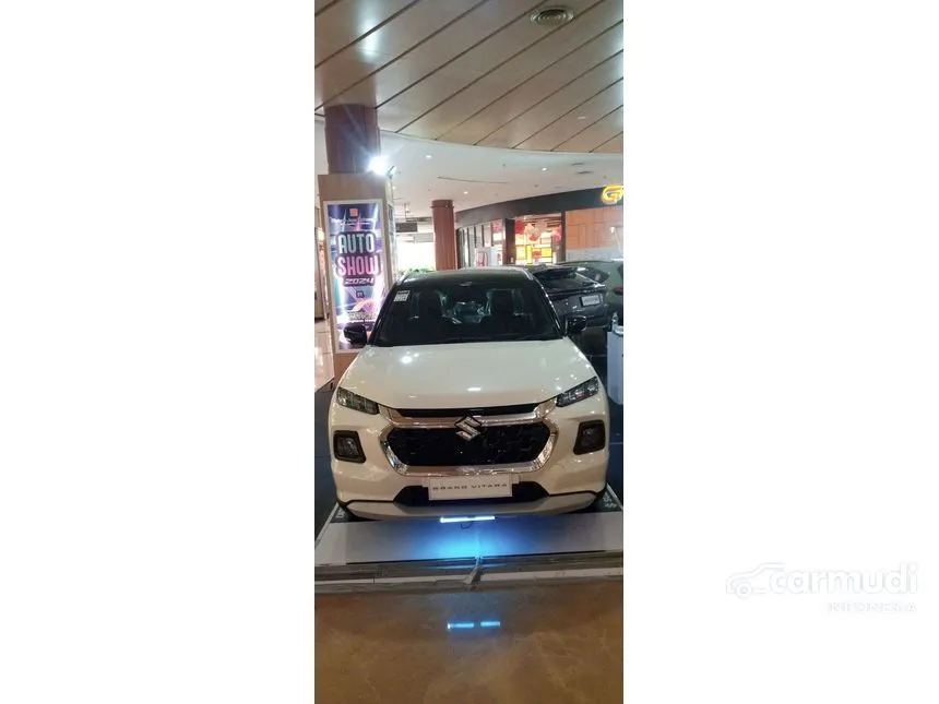 Jual Mobil Suzuki Grand Vitara 2024 MHEV GX 1.5 di Jawa Barat Automatic SUV Putih Rp 290.000.000