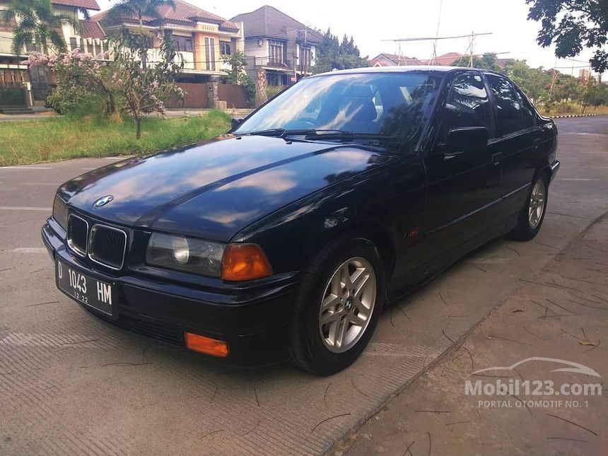 Jual Mobil  BMW  320i  1995  2 0 Manual 2 0 di Jawa Barat 