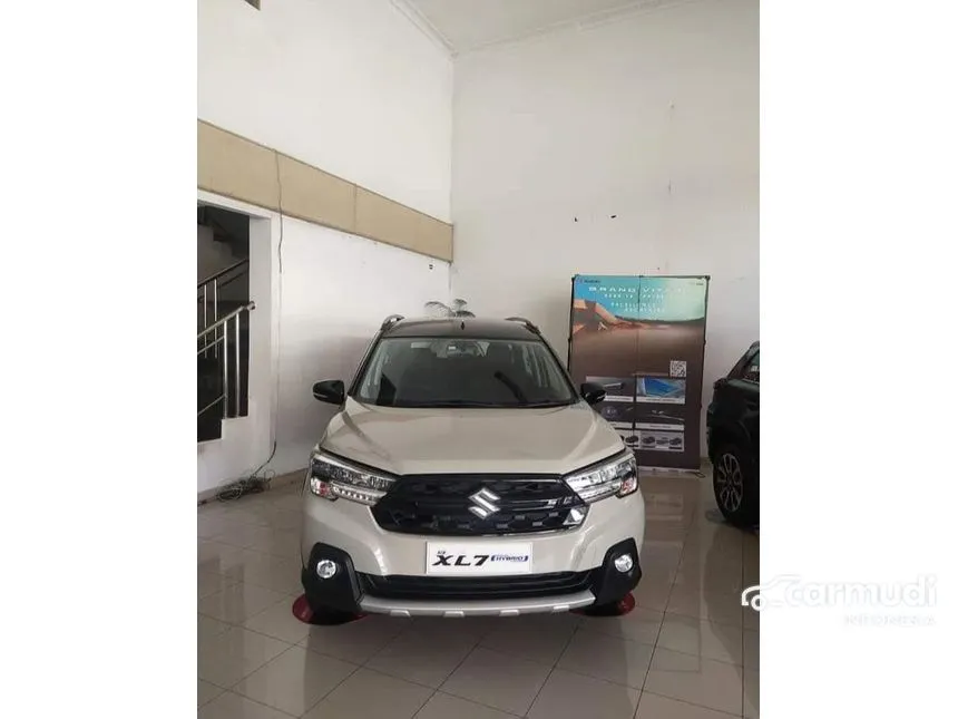 Jual Mobil Suzuki XL7 2024 Alpha Hybrid 1.5 di DKI Jakarta Automatic SUV Abu