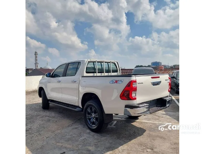 2024 Toyota Hilux V Dual Cab Pick-up