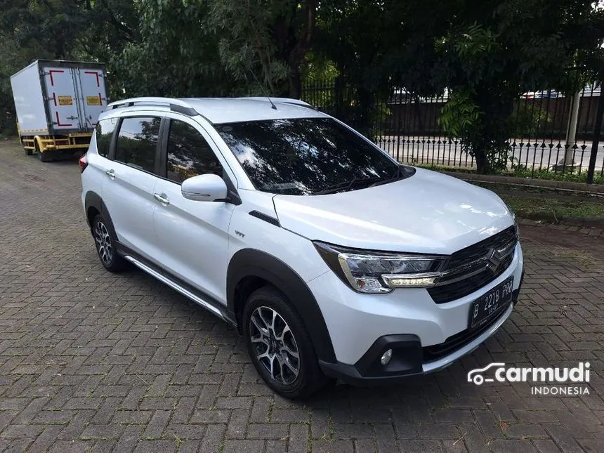 Jual Mobil Suzuki XL7 2022 Beta 1.5 di Jawa Barat Automatic SUV Putih Rp 210.000.000