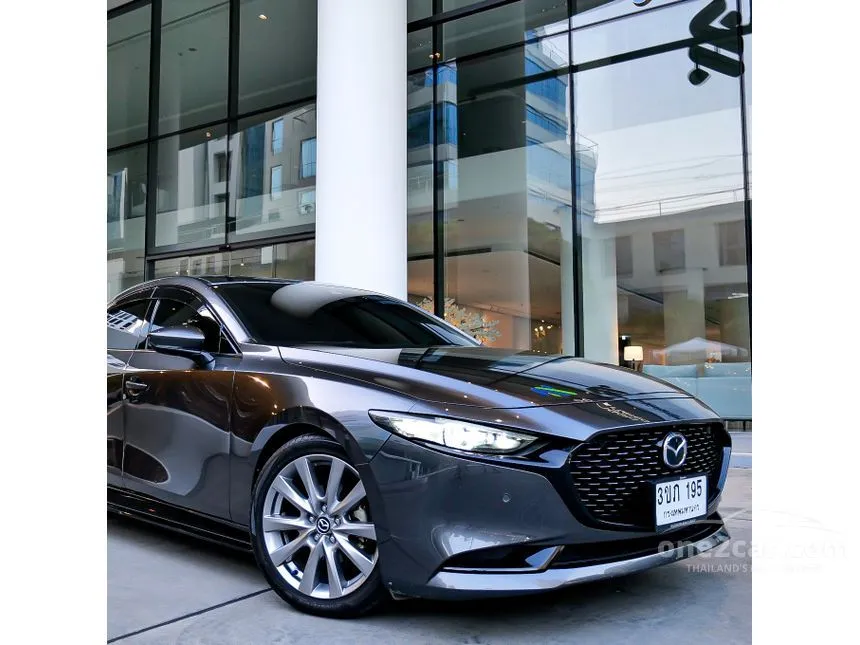 2022 Mazda 3 SP Sedan