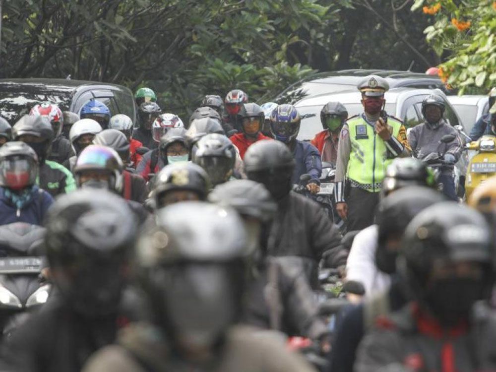 Hari Pertama PSBB Depok, Lalin Masih Terpantau Padat