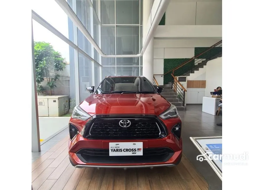 Jual Mobil Toyota Yaris Cross 2023 S GR Parts Aero Package 1.5 di DKI Jakarta Automatic Wagon Marun Rp 380.200.000