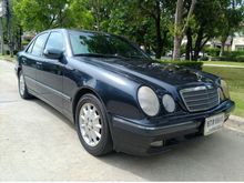 2000 Mercedes-Benz E240 2.4 W210 (ปี 95-03) Elegance Sedan AT
