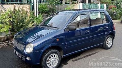 Pilihan Mobil Kecil Bekas Harga Menarik