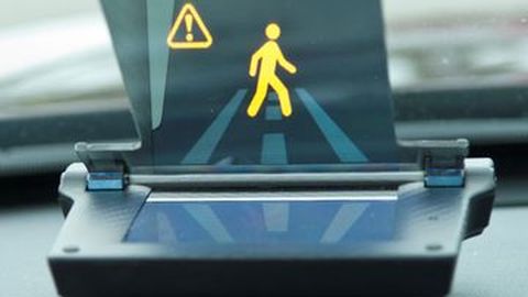 Honda Ujicoba Fitur Visualisasi yang Dapat Menembus Tembok