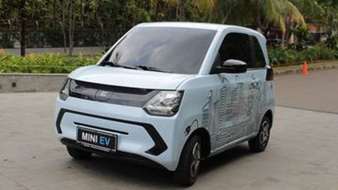 Harga Rp200 Juta-an, DFSK Mini EV bakal Punya Dua Opsi Jarak Tempuh