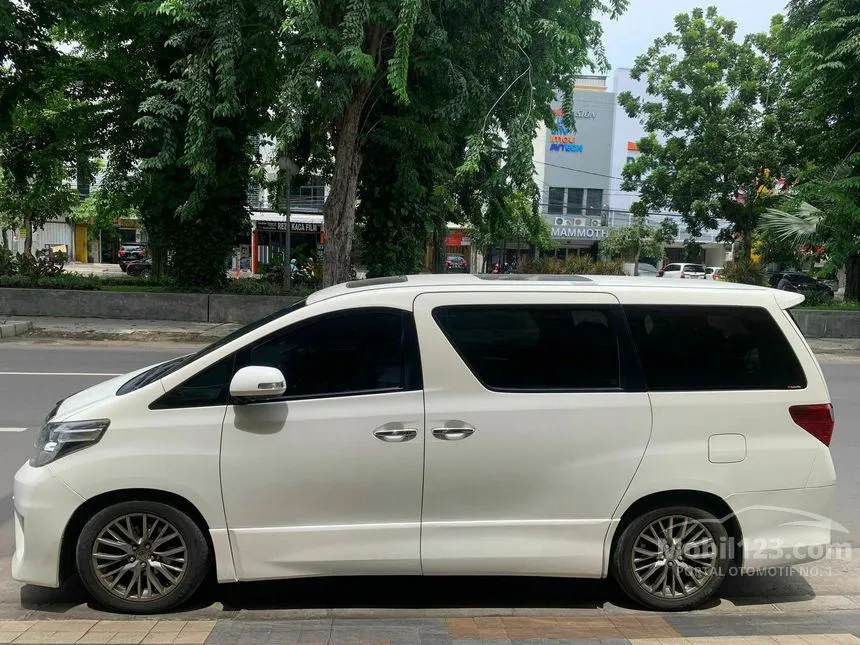 2014 Toyota Alphard SC MPV