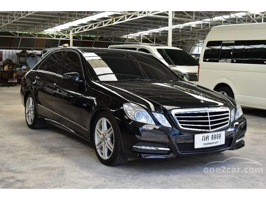 2013 Mercedes-Benz E250 Avantgarde CGI BlueEFFICIENCY Sedan