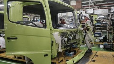 Hino Hentikan Produksi Hingga Bulan Juni