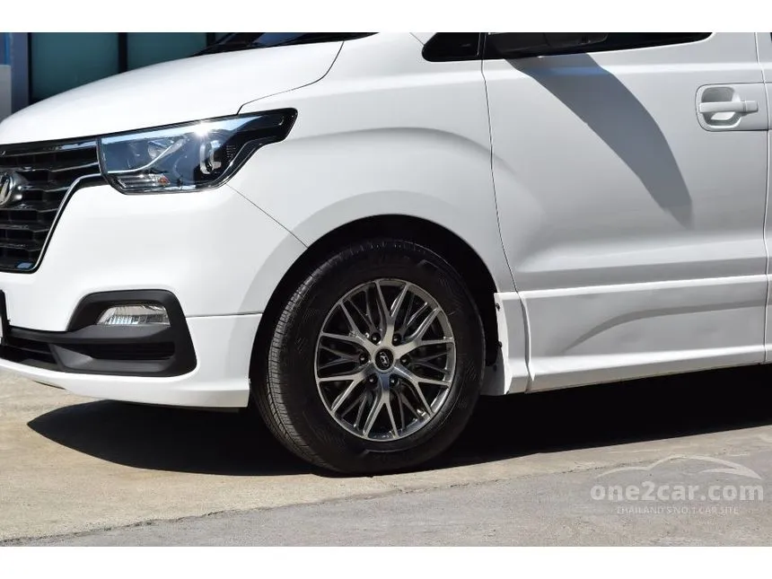 2018 Hyundai Grand Starex Premium Wagon