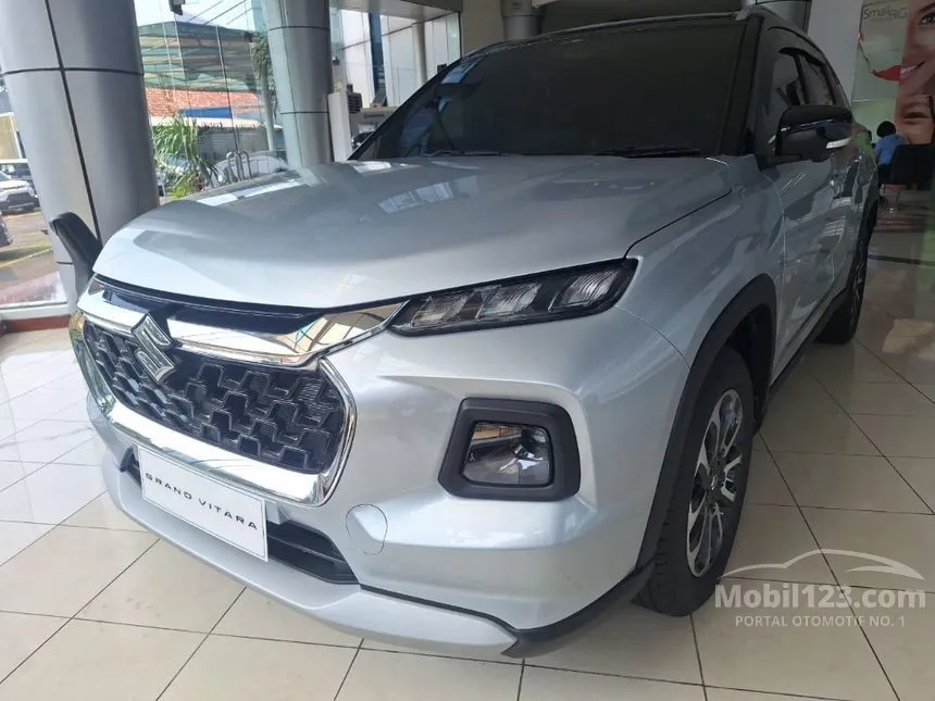 Jual Mobil Suzuki Grand Vitara 2024 GX (Two Tone) 1.5 di Jawa Barat Automatic SUV Silver Rp 340.000.000