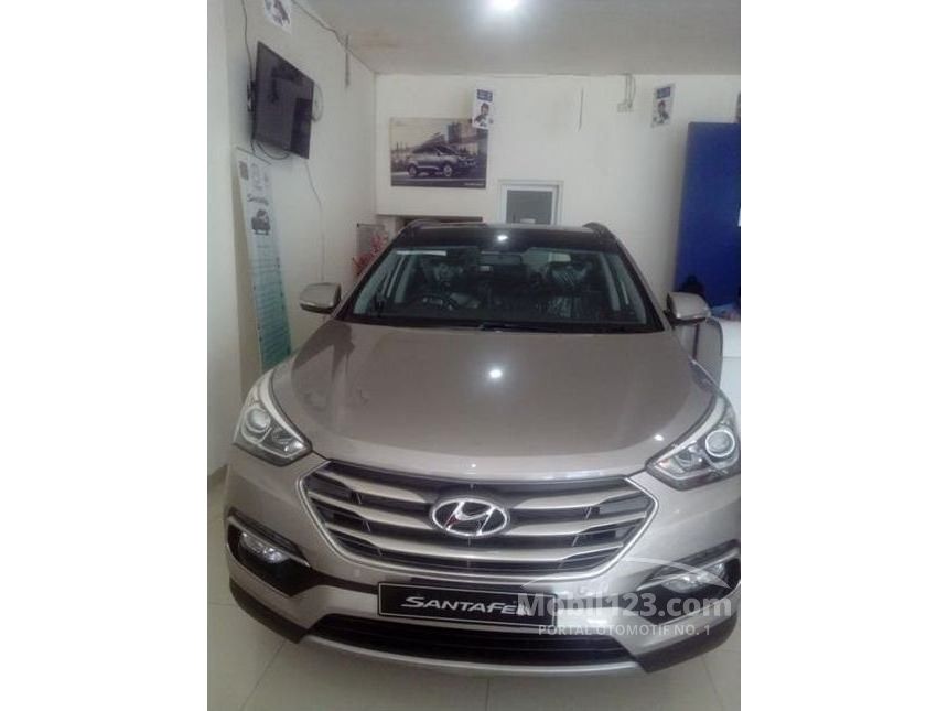 Jual Mobil  Hyundai Santa Fe 2019 Limited  Edition  2 4 di 