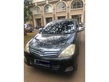 2010 Toyota Kijang Innova G MPV diesel.