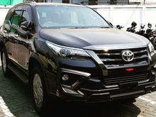 BELI NEW FORTUNER TRD? DI AUTO2000 SAJA!!