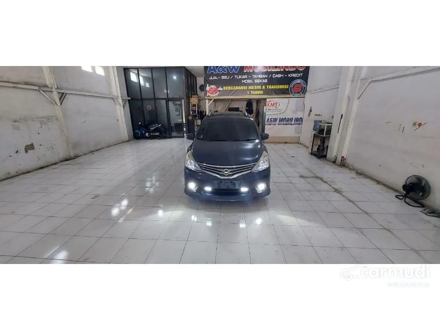 Jual Mobil Nissan Grand Livina 2013 Highway Star 1.5 di Banten Automatic MPV Abu