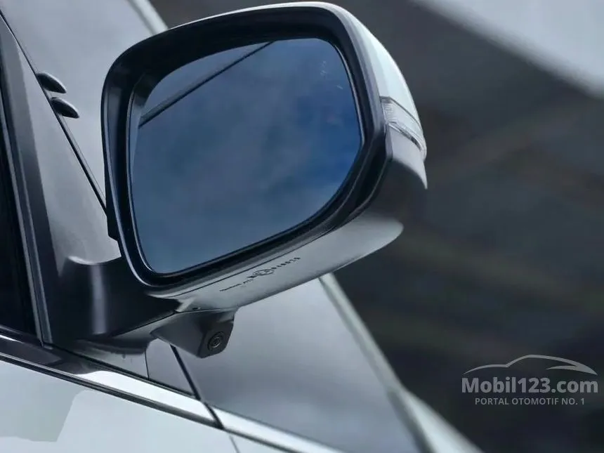 2025 Toyota Voxy (Non Premium Color) MPV