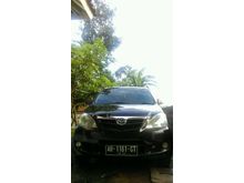 2010 Daihatsu Xenia 989