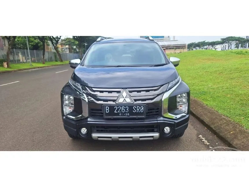 Jual Mobil Mitsubishi Xpander 2019 CROSS 1.5 di Banten Automatic Wagon Abu