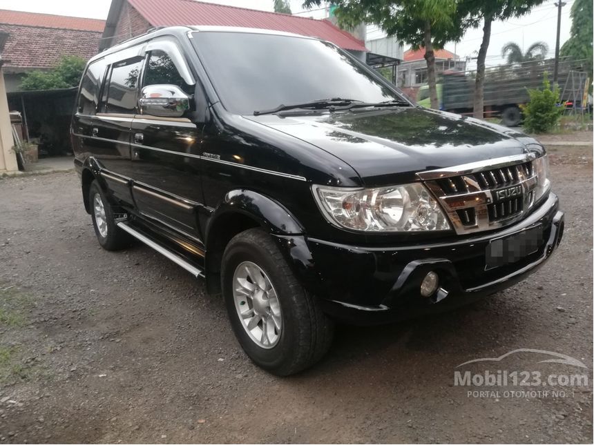 2012 Isuzu Panther GRAND TOURING SUV