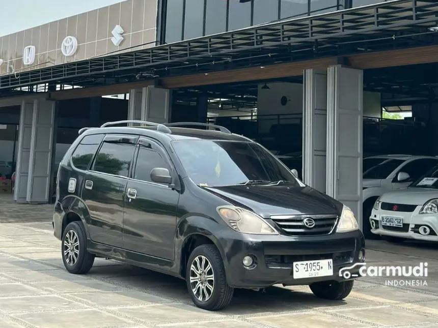 Jual Mobil Daihatsu Xenia 2005 Li 1.0 di Jawa Timur Manual MPV Hitam Rp 74.000.000