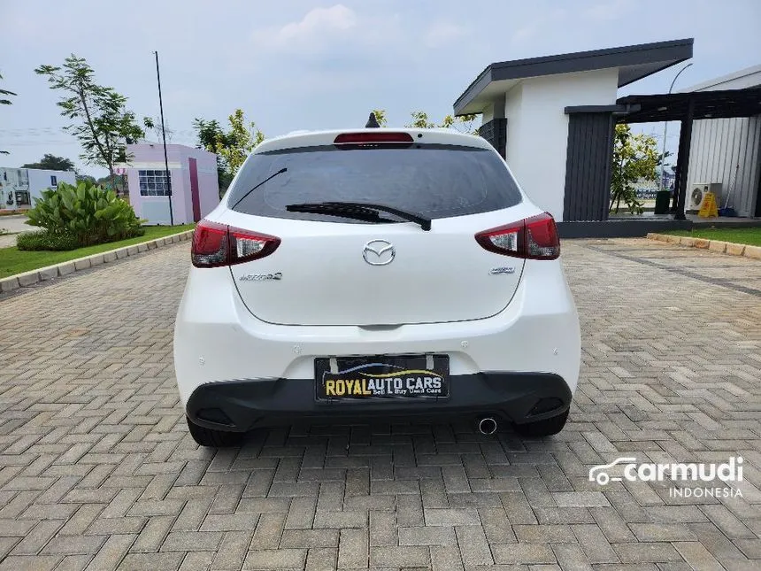 2016 Mazda 2 R Hatchback