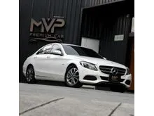 2017 Mercedes-Benz C350 2.0 W205 (ปี 14-22) e Avantgarde Sedan