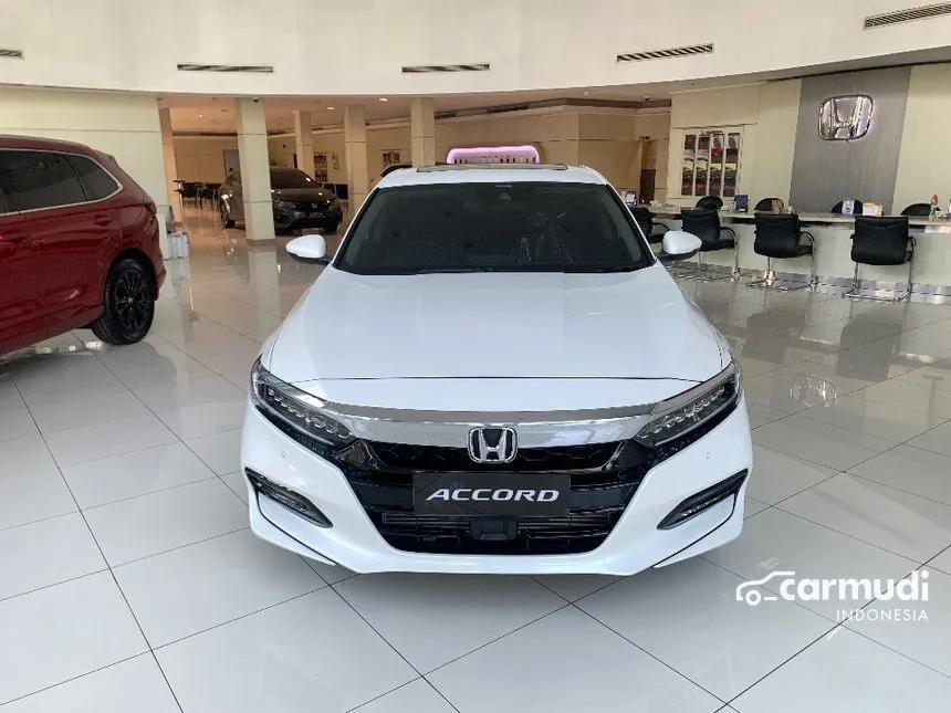 Jual Mobil Honda Accord 2023 1.5 di Jawa Timur Automatic Sedan Putih Rp 731.800.000