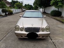 2000 Mercedes-Benz E240 2.4 W210 (ปี 95-03) Elegance Sedan AT