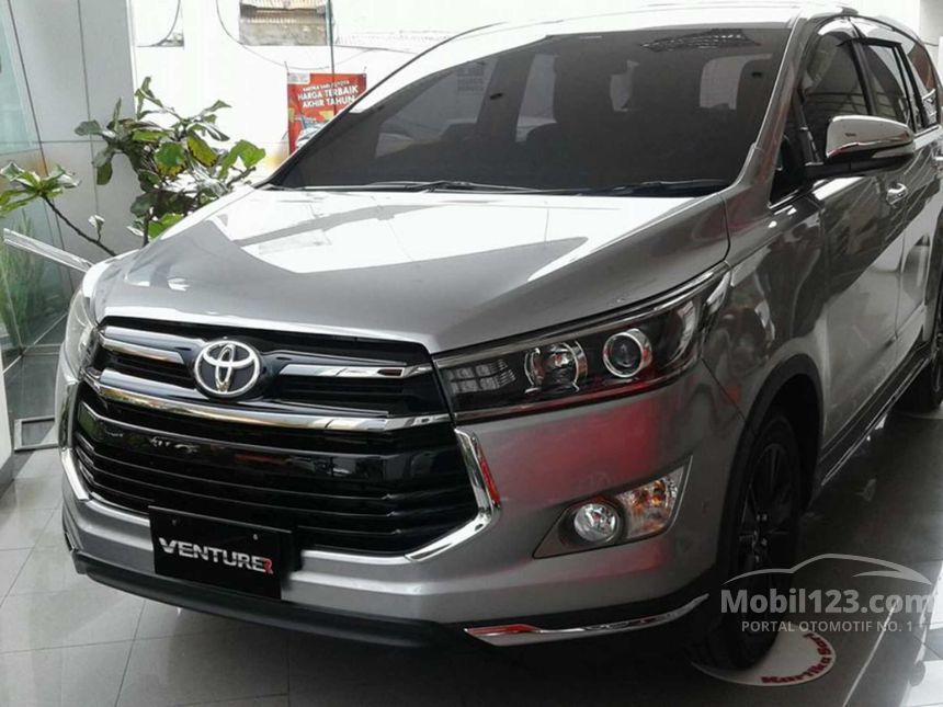 Jual Mobil Toyota Innova Venturer 2018 N140 2.4 di DKI 