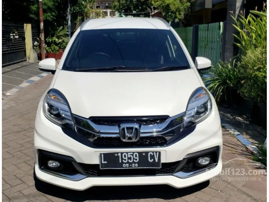 Jual Mobil Honda Mobilio 2016 RS 1.5 di Jawa Timur Automatic MPV Putih Rp 168.000.000