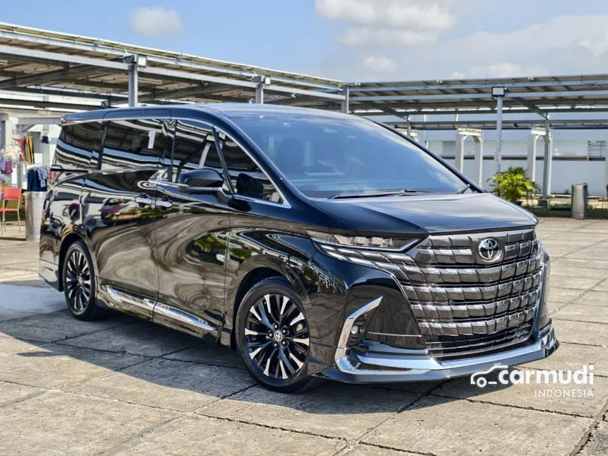2025 Toyota Alphard HEV Modelista MPV
