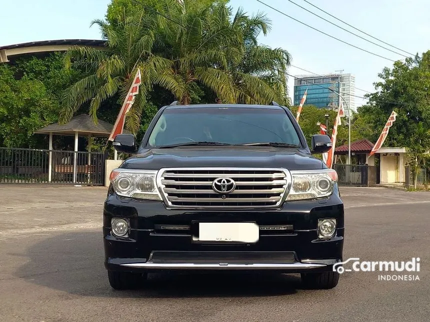 2014 Toyota Land Cruiser Full Spec E VX SUV