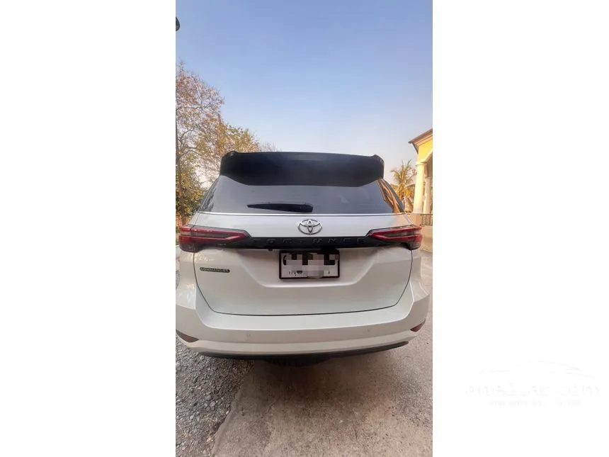 2022 Toyota FORTUNER Commander SUV